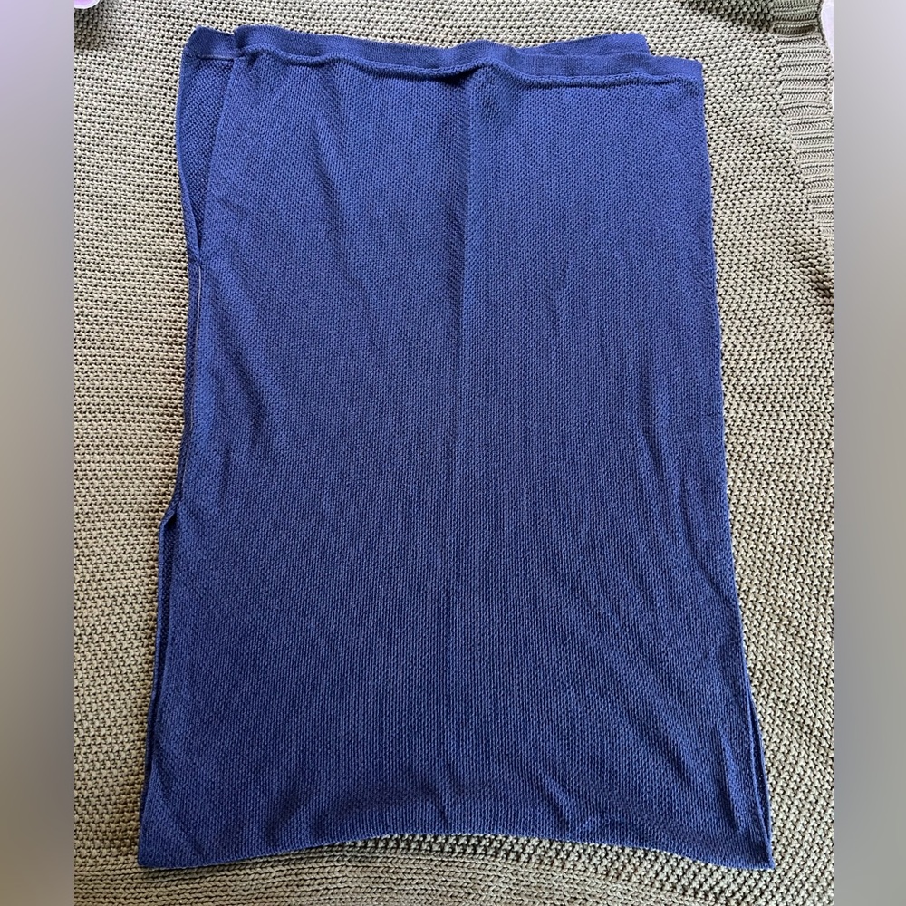 Women’s Navy Blue Knit Tube Skirt